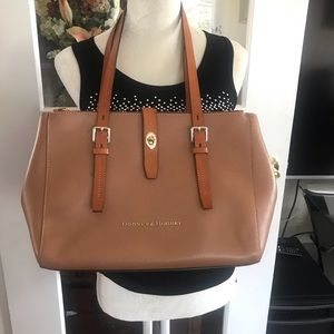 Dooney & Bourke - Women’s Purse
